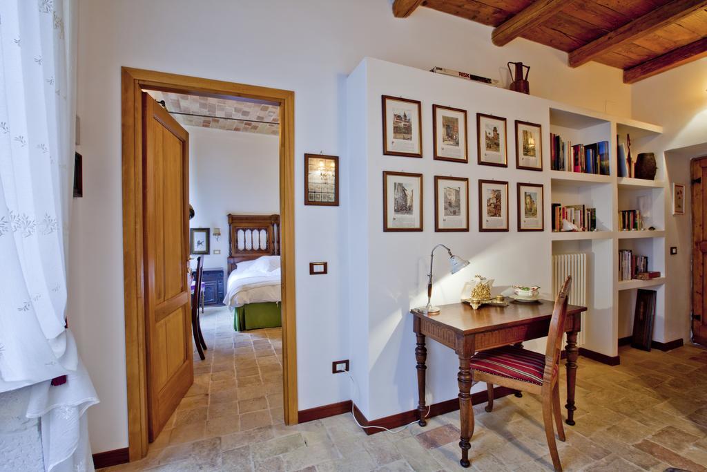 B&B Il Marchese Del Grillo Сулмона Екстериор снимка