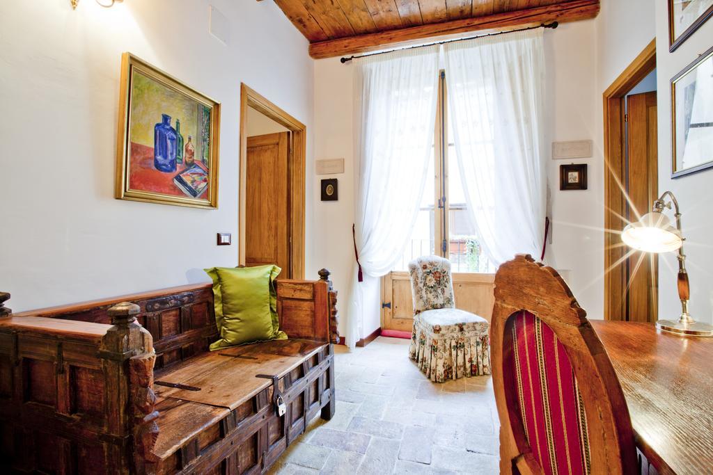 B&B Il Marchese Del Grillo Сулмона Екстериор снимка