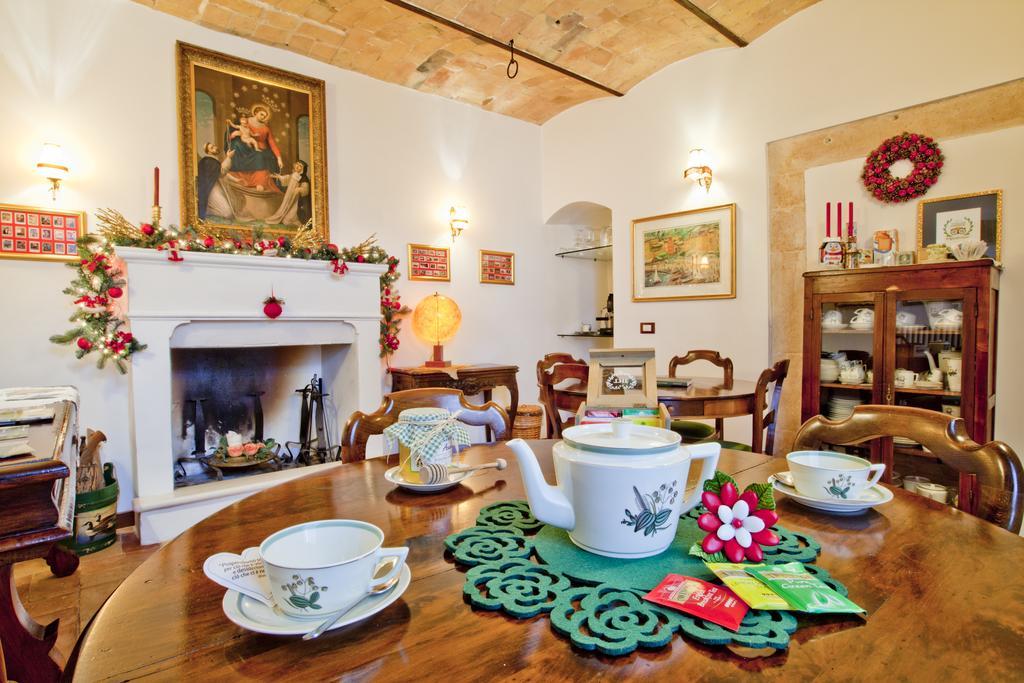 B&B Il Marchese Del Grillo Сулмона Екстериор снимка