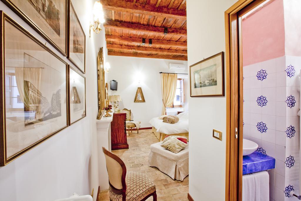 B&B Il Marchese Del Grillo Сулмона Стая снимка