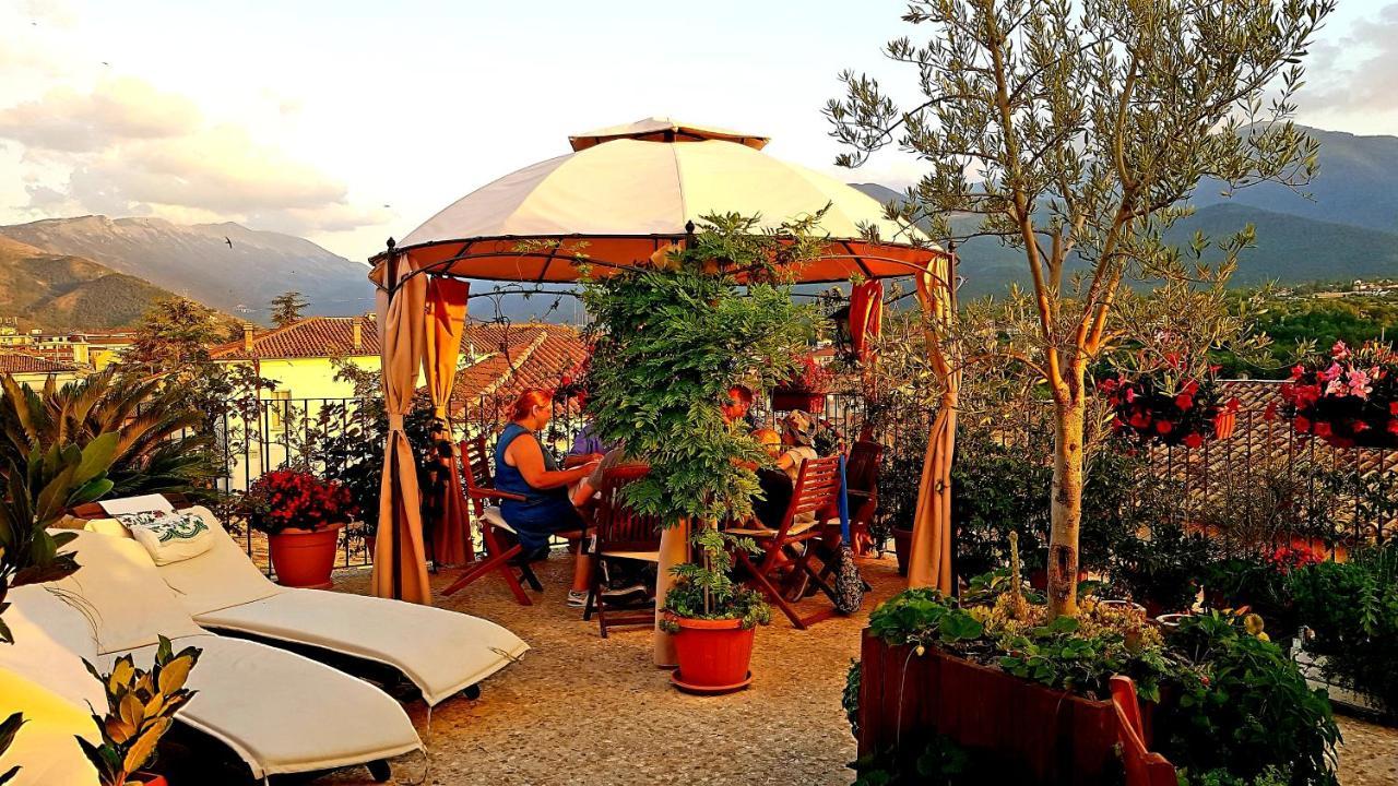 B&B Il Marchese Del Grillo Сулмона Екстериор снимка
